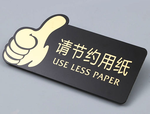 uv平板机喷光油的优缺点
